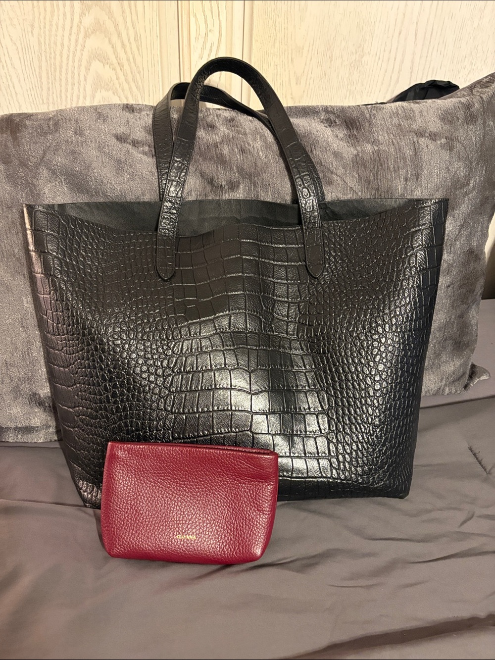 Cuyana Black Croc-Embossed Tote with Burgundy Pouch